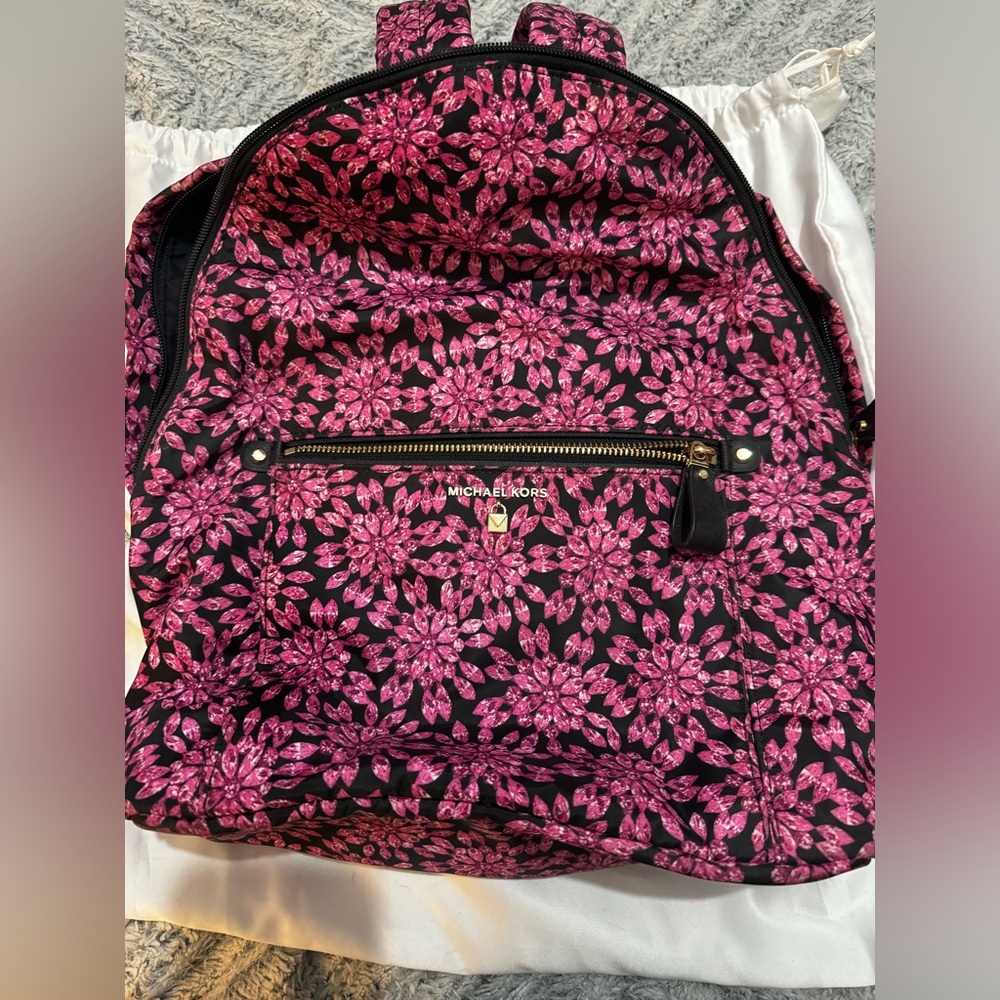 Michael kors set